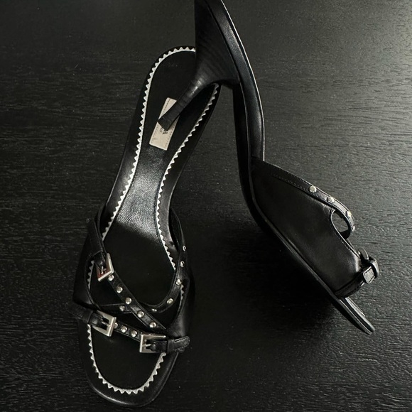 SOLD‼️ PRADA Black Leather Studded Straps Kitten Heels Sandals Mules Shoes - Picture 2 of 7